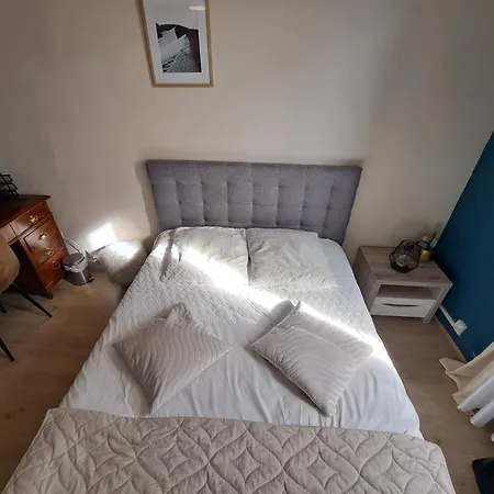 Spacieuse Quartier Populaire Ним