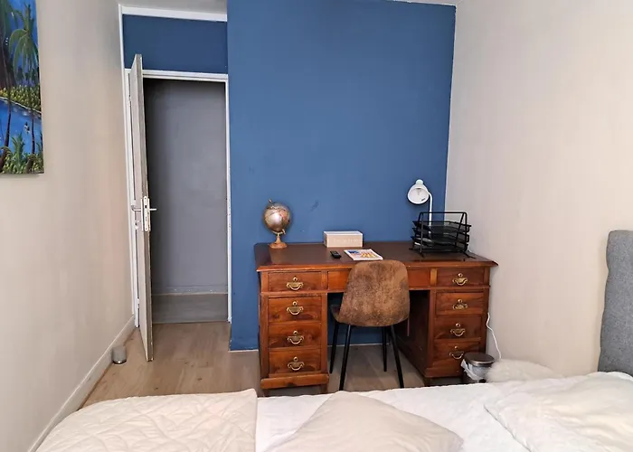 Rum i privatbostad Spacieuse Quartier Populaire Nîmes